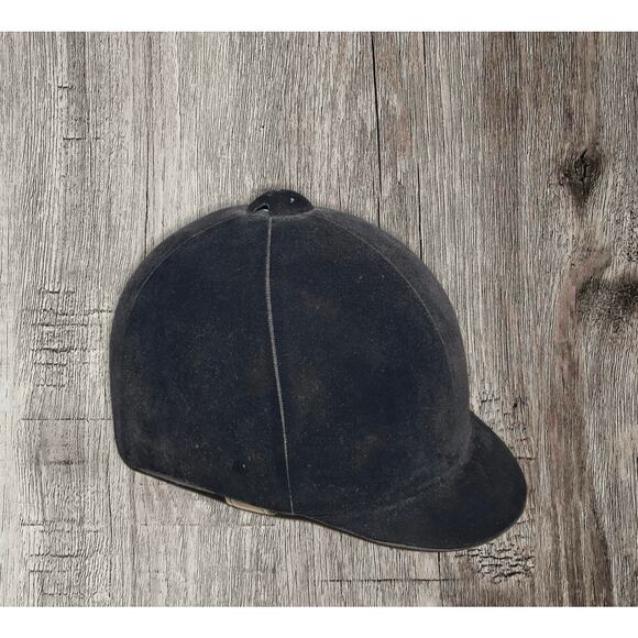 International riding helmet size 7 3/8 - Picture 1 of 4